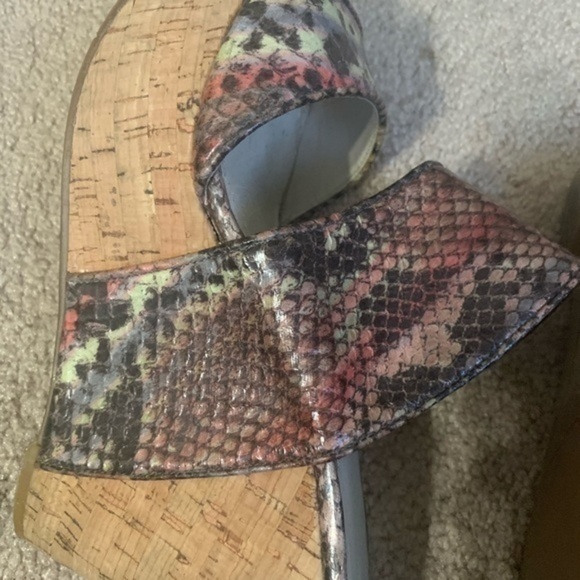 Nine West SnakeSkin Multicolored Wedges 8.5 - Picture 7 of 8